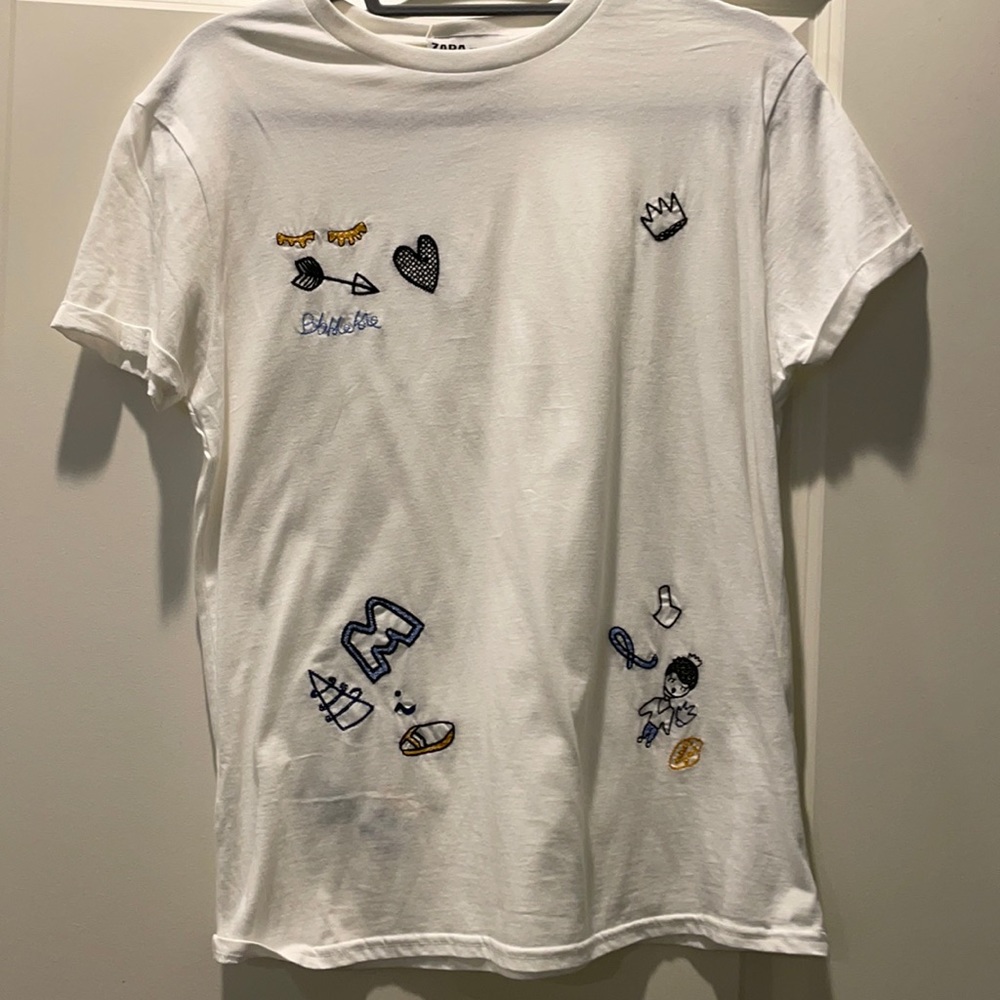 Zara embroidered tshirt .